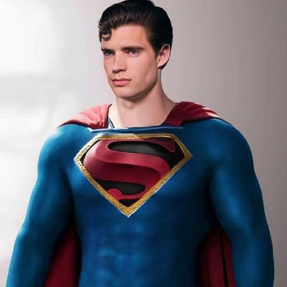 Man of Steel 2: Henry Cavill Hangs Up His Cape as Superman as James Gunn  Announces Reboot for New DC Universe