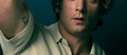 Jeremy Allen White style