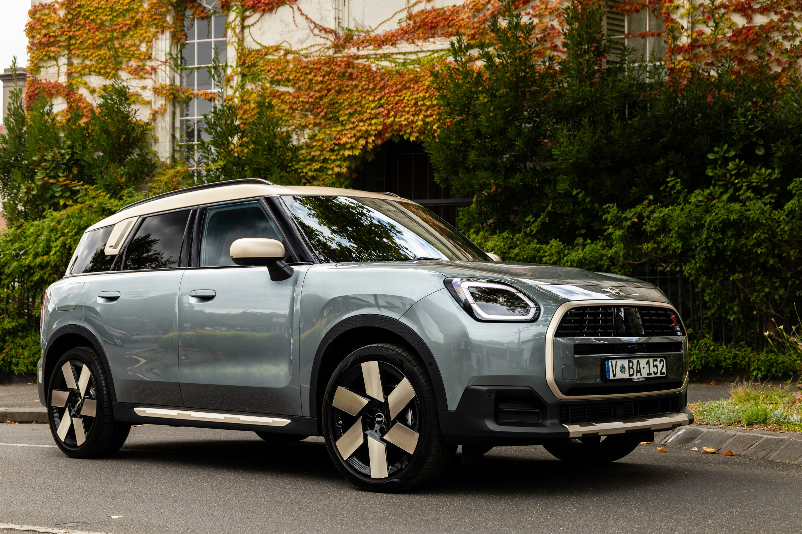The MINI Countryman is a happy place on wheels