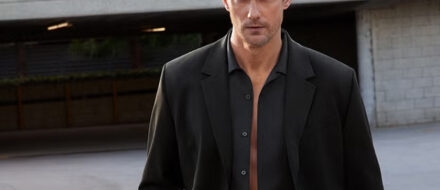 Alexander Skarsgård Calvin Klein hero