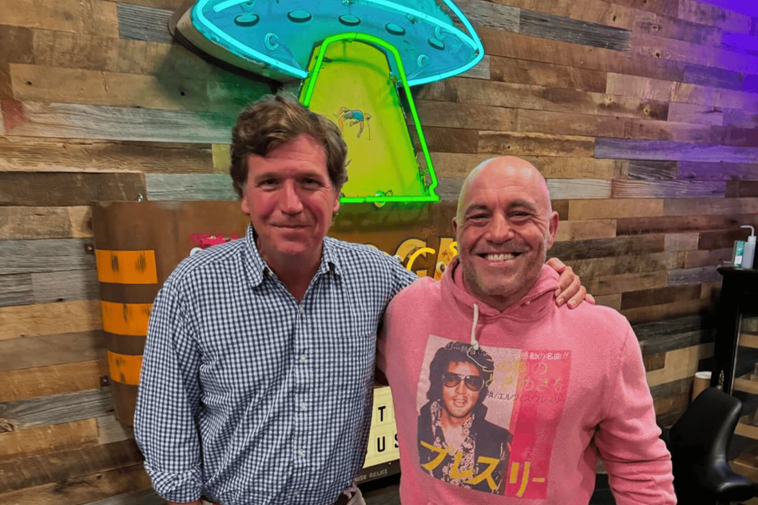 Joe Rogan and Tucker Carlson