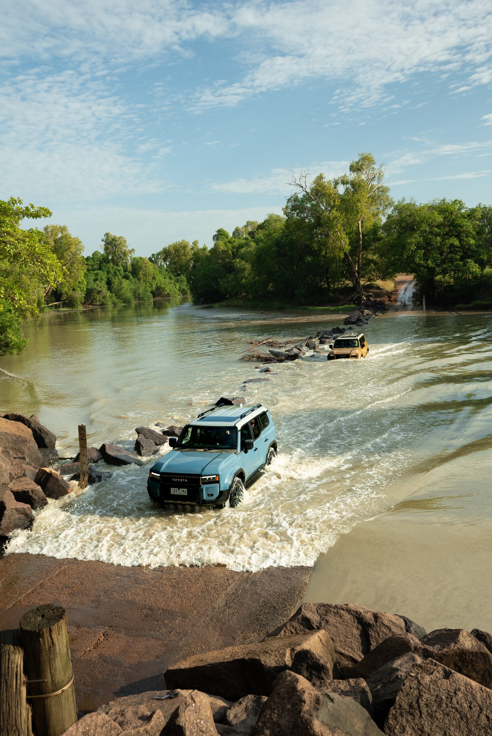Land cruising through Kakadu National Park