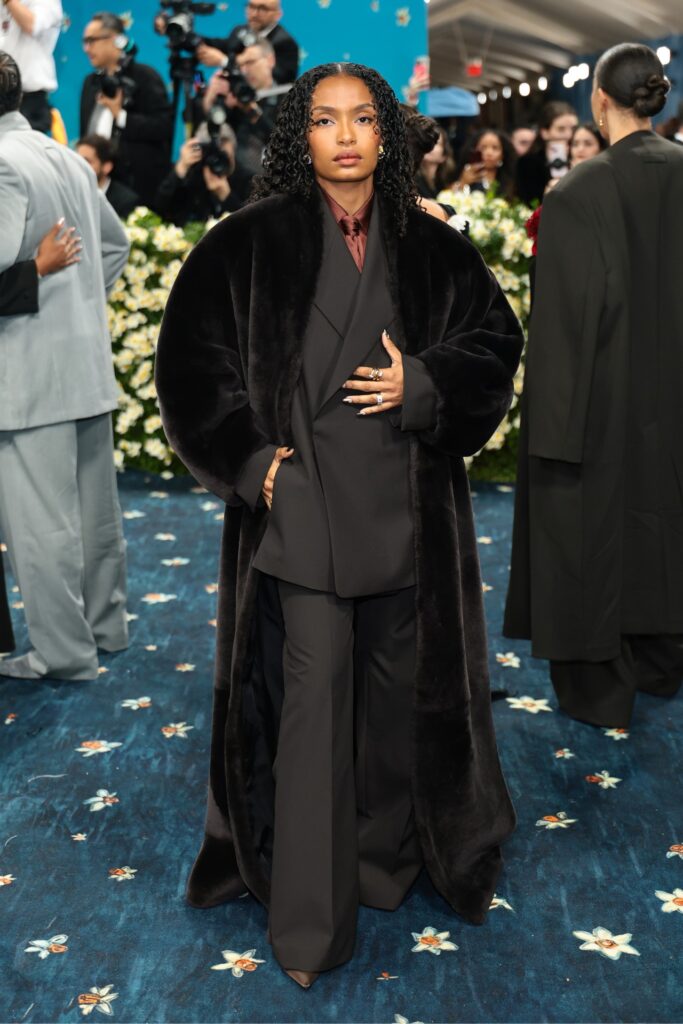 Yara Shahidi met gala 2025 red carpet