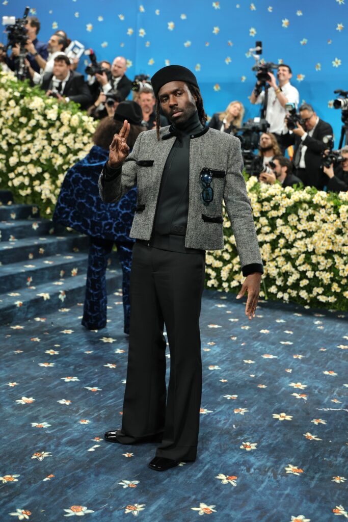 dev hynes met gala 2025 red carpet