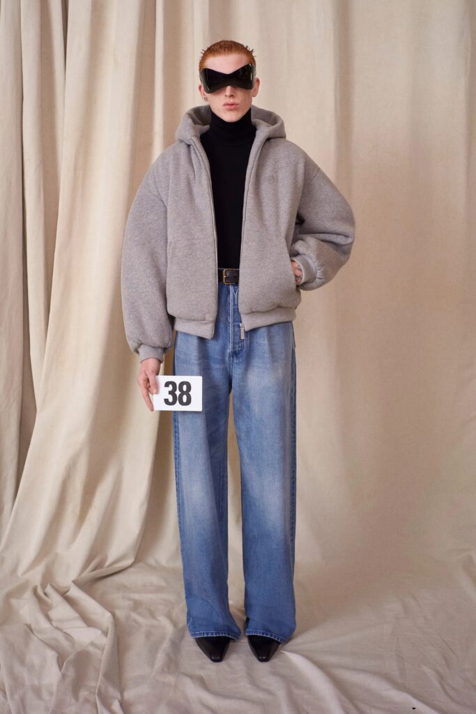 balenciaga autumn/winter 2021 haute couture