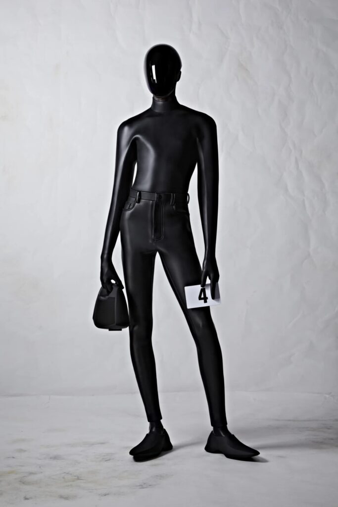 balenciaga autumn/winter 2022 couture