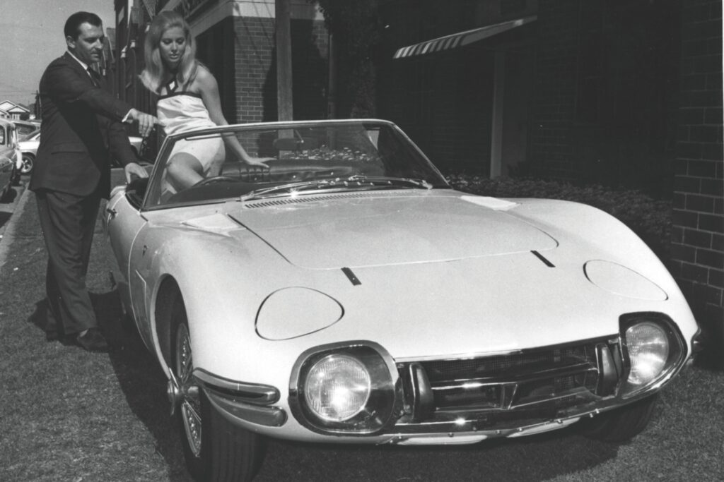 Toyota 2000GT