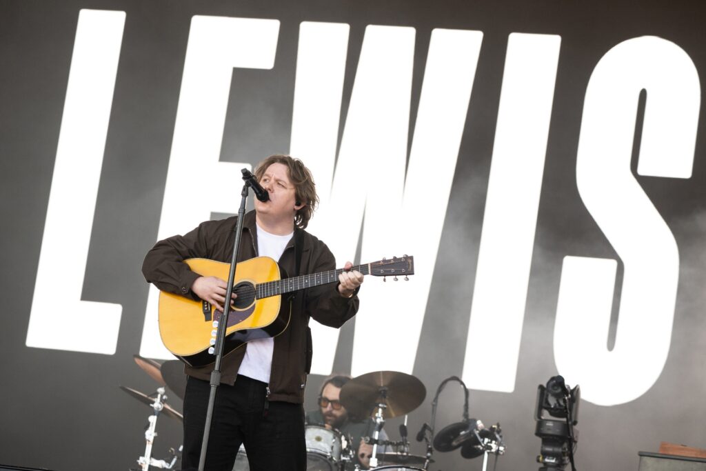 lewis capaldi australia