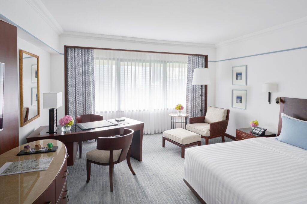 THE PENINSULA HOTEL MANILA
