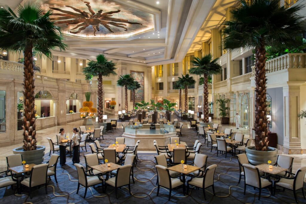 the peninsula manila