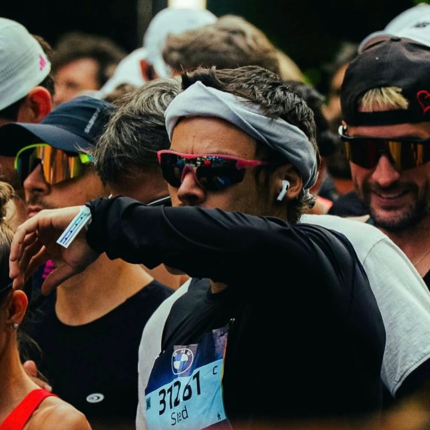 harry styles berlin marathon wearing districtvision running sunglasses