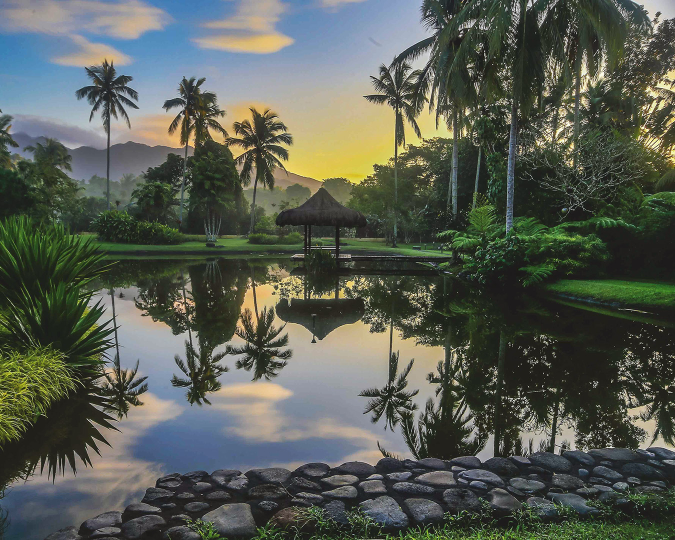 The luxury escapes that promise you to heal you one delicious meal at a time